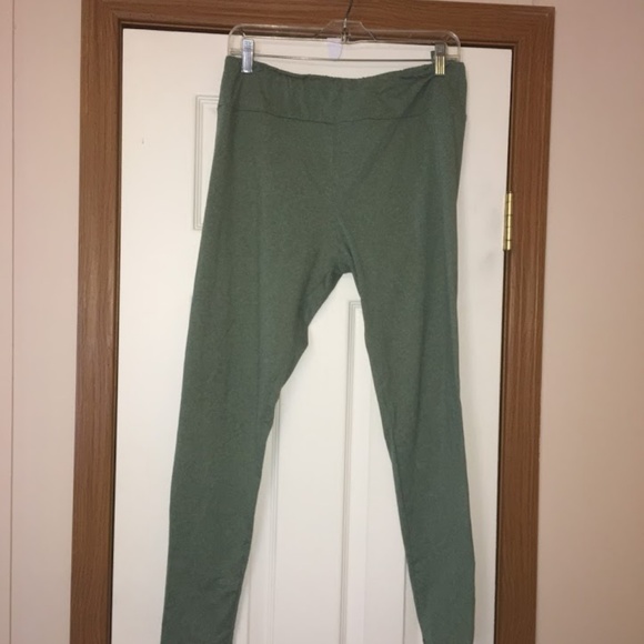 Lularoe TC Leggings - Picture 7 of 8